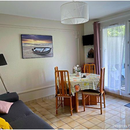 Cabourg, Appartement Plain Pied Avec Terrasse Acces Direct A La Plage Экстерьер фото