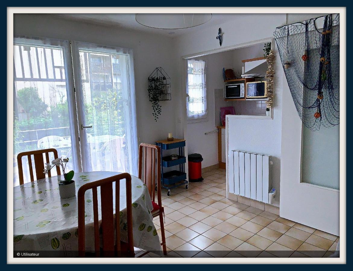 Cabourg, Appartement Plain Pied Avec Terrasse Acces Direct A La Plage Экстерьер фото